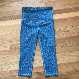 GAP Pants - Blue Spacedye Maternity Cropped Leggings GAP Pants - Blue Spacedye Maternity Cropped Leggings
